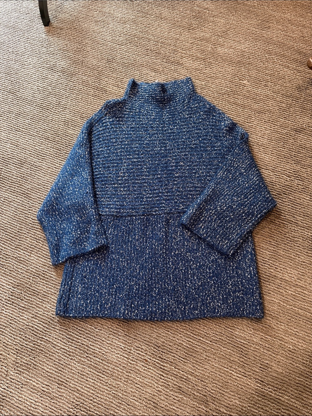 XL St. John blue with silver sparkly thread. Tunic fit